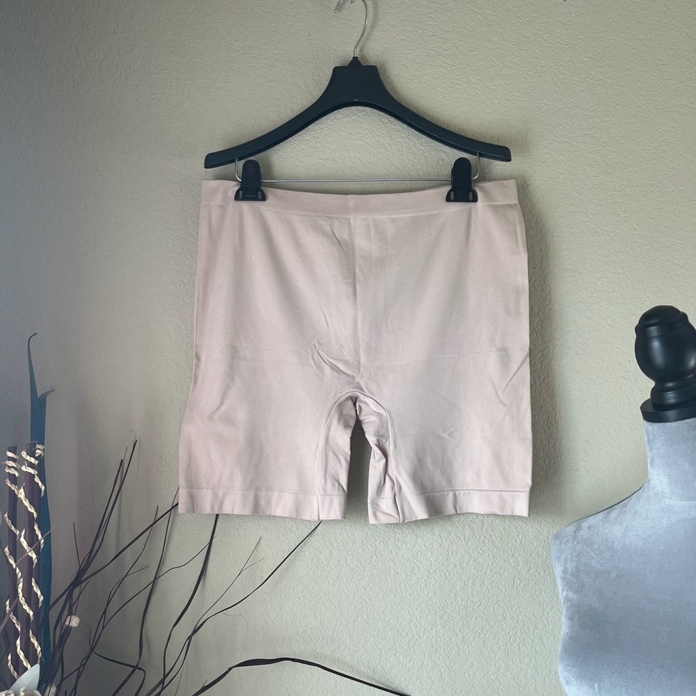 Seamless Slip Shorts
